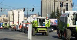 Комбайни блокират бензиностанции на изходите на Русе