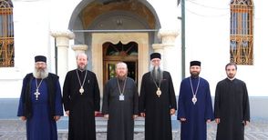 Румънски манастир дарява иконостас за храма в Басарбовската обител