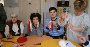 Доброволчески проект открива добротата у младежи в защитеното жилище в Могилино