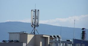 РЗИ: Няма вредно лъчение от антените на мобилните оператори