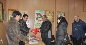 ВМРО раздаде всичките 100 байрака за 3 март