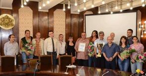 Стоилов награди златните феи на „Дунав 8806“