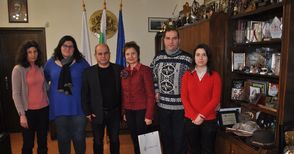 Стажове за младежи с увреждания  обсъдиха студенти с кмета Стоилов