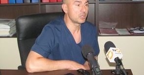 Д-р Симеонов подхвана ремонти на съблекалните в „Здравец“