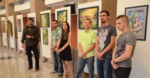 Група 5 на млади авангардни художници дебютира с изложба