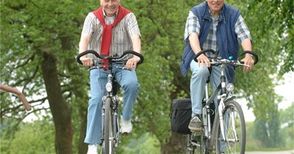 60-годишни колоездачи ще обиколят региона с електрически велосипеди