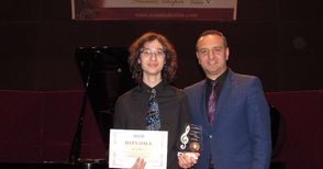 Николай Димитров обра наградите на престижен клавирен конкурс в Румъния