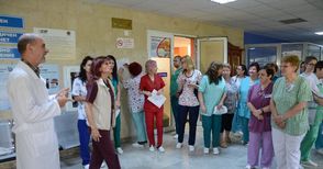 Болницата отваря отделенията за бъдещи медицински сестри