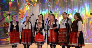 Призив от „Сцена под липите“: Пейте български песни и играйте български хора