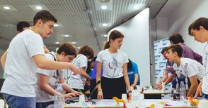 Математическата обра наградите  на Фестивала на роботиката в София