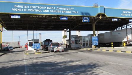Търговец пред съда: Не дадеш ли подкуп, на Дунав мост ти създават проблеми