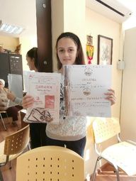 Шестокласничката Виктория Христова участва в пленер в румънския Яш