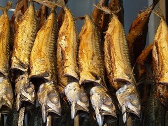 БАБХ изтегли от пазара над 250 кг пушена риба от Румъния, заразена с листерия