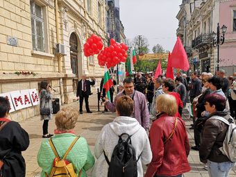 Русенски социалисти отбелязаха Международния ден на труда /галерия/