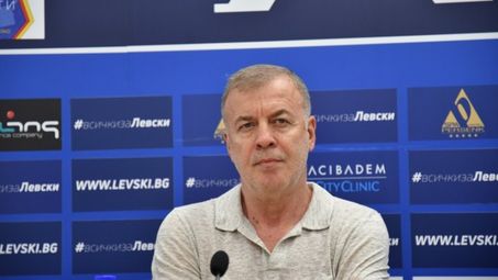 Собственикът на Левски призна за проблеми с лиценза