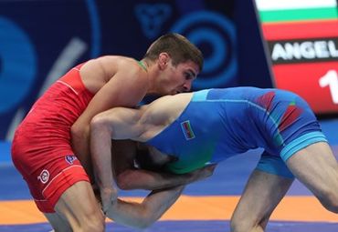 Иво Ангелов смени Назарян за олимпийската квалификация