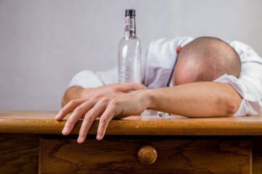 Бум от смъртността след злоупотреба на алкохол в Англия и Уелс