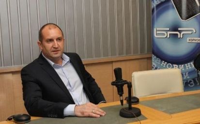 Румен Радев: Не бягам от отговорност за служебното правителство. Под него са заложени бомби с дистанционно управление 