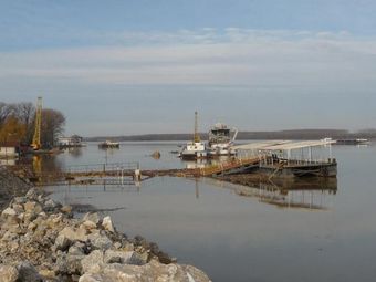 Лом в трета степен на готовност от наводнение, нивото на Дунав се покачва застрашително
