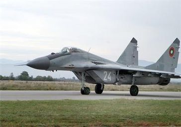 Варшава: Не ни е нужно разрешение от Русия за ремонт на българските МиГ-29