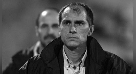 Почина Аян Садъков