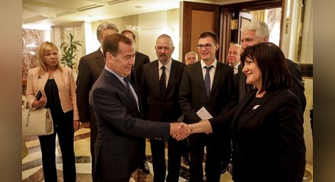 Медведев: „Росатом“ ще се включи в избора на инвеститор за АЕЦ „Белене“
