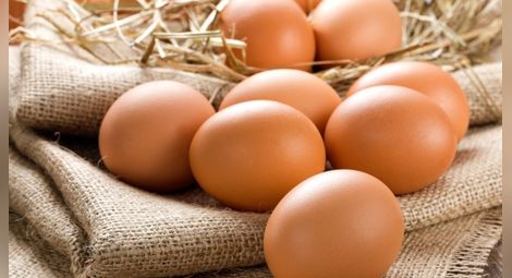 Изтеглят милиони яйца с пестициди от магазини в европейски държави