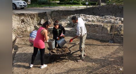 Черни керамични лули откриха археолози на Сексагинта Приста
