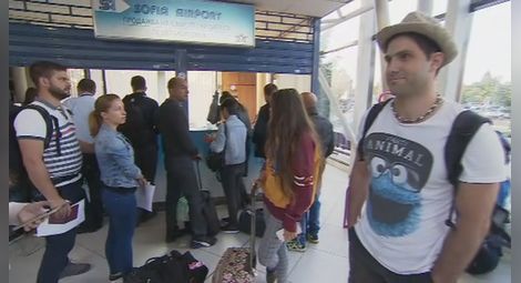 Пътници на „Уиз еър”отново са блокирани на летище „София”