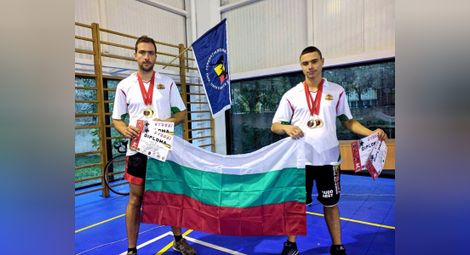 Двама русенски каратисти с 4 медала в румънски турнир