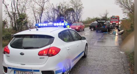 Трима души пострадаха при тежка катастрофа на пътя Русе-Бяла