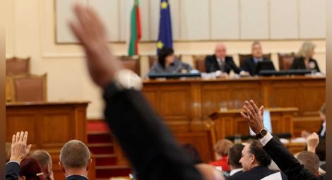 Депутатите приеха антикорупционния закон на МС