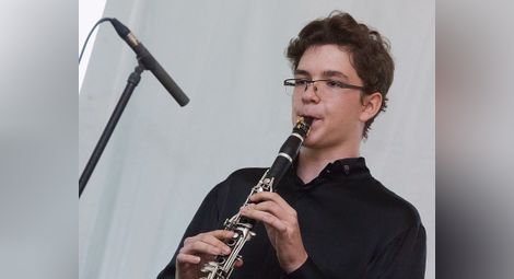 Млад латвийски тромпетист  свири с Русенска филхармония 