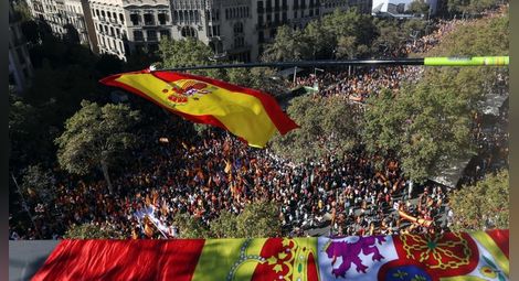 Масова демонстрация в Барселона срещу отделянето от Испания