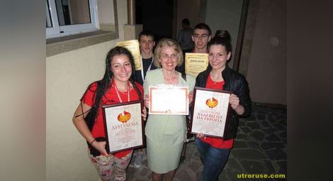 Славеите от „Дунавски вълни“ с първа награда от фест в Балчик