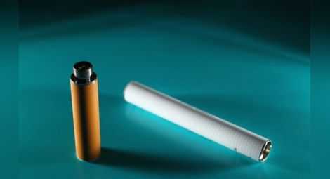 Доказано: Електронната цигара не помага за отказ от тютюнопушенето