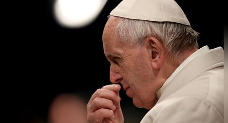 Папата забранява продажбата на цигари във Ватикана