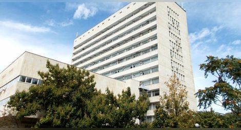 Общински съветници гласуват болницата да се казва „Канев“