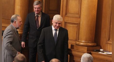 НС избра Кирил Ананиев за здравен министър