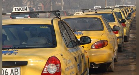 Русе е сред двадесетте общини  с най-висок данък за такситата