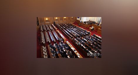 Депутатите гласуват промени в закона за потребителския кредит