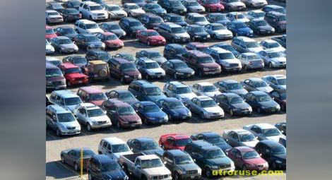 Продажбите на нови коли в Европа намаляват през май 