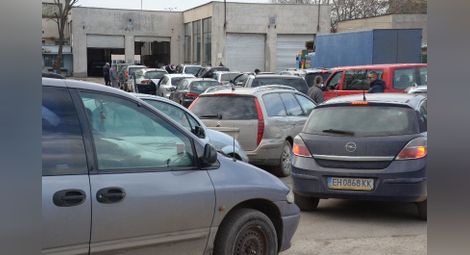 Регистрацията на автомобили в КАТ по нови правила
