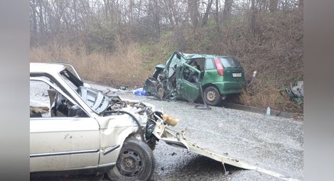Нова тежка катастрофа на пътя Русе-Бяла заради изпреварване