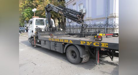ВМРО бори корупцията с фиксирана цена за освобождаване на кола от паяка