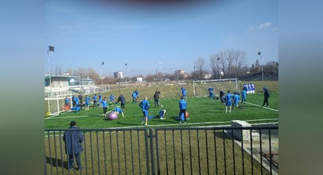 „Дунав“ в първи бой днес към оцеляване в елитния футбол