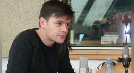 Рашко Младенов, Борко Веженов и Прея идват като весели музиканти в Русе