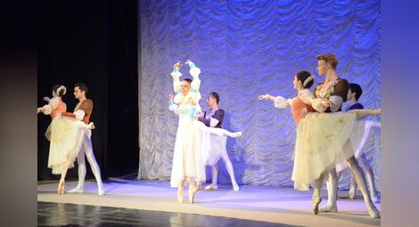 Румен Рашев тръгва към големия балет от афиш с русенеца Чавдар Христов