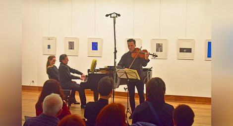 С концерт на виртуозите Людмил Ангелов и Румен Цветков започва тазгодишното издание на музикалната академия.   Снимка: Интернет