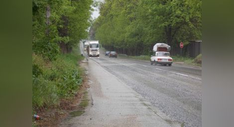 Забрана камионите да изпреварват по пътя Русе-Бяла иска анкета сред стотици шофьори
